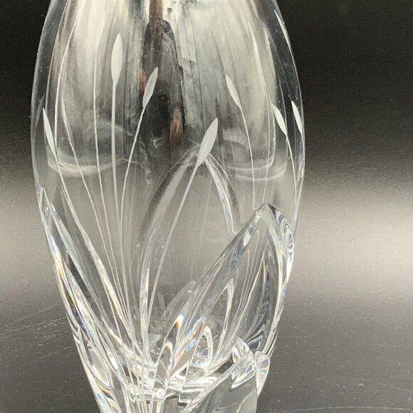 7 1/2" Flower Vase Petite Points by Mikasa - Picture 3 of 9